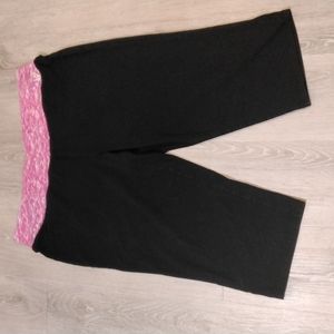 Lane Bryant Black & Pink Wide Legged Cropped Pants Size 18/20